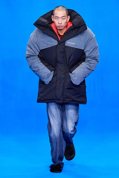 Look 56
